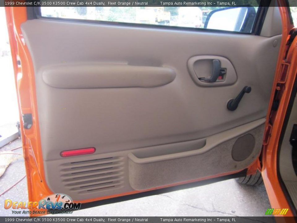 Door Panel of 1999 Chevrolet C/K 3500 K3500 Crew Cab 4x4 Dually Photo #20
