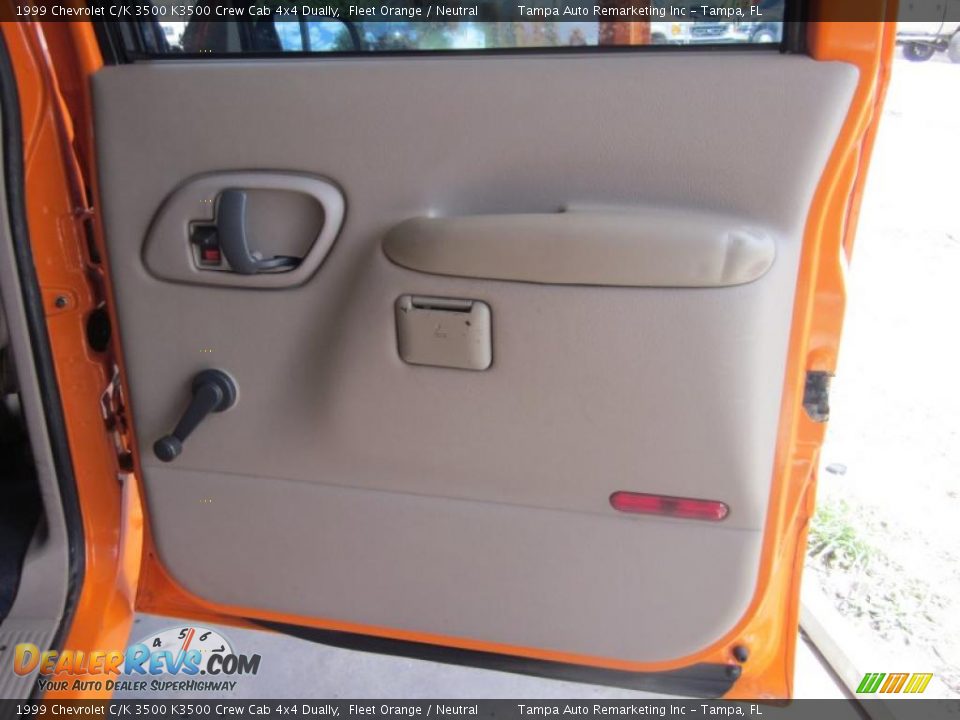 Door Panel of 1999 Chevrolet C/K 3500 K3500 Crew Cab 4x4 Dually Photo #23