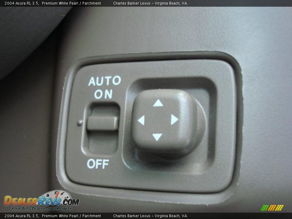 2004 Acura RL 3.5 Premium White Pearl / Parchment Photo #23