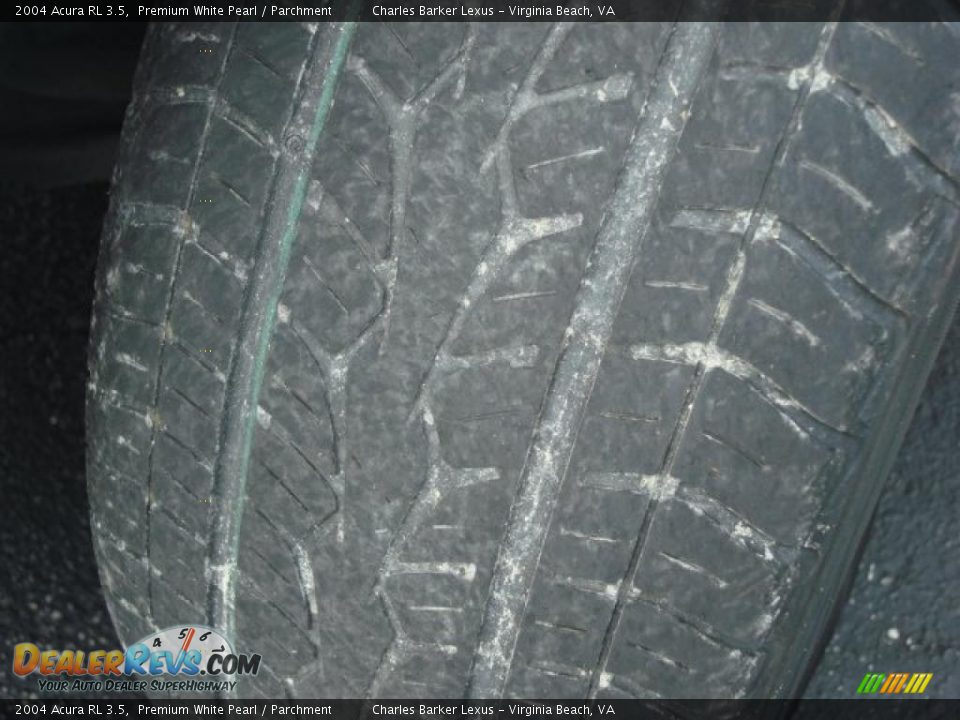 2004 Acura RL 3.5 Premium White Pearl / Parchment Photo #25