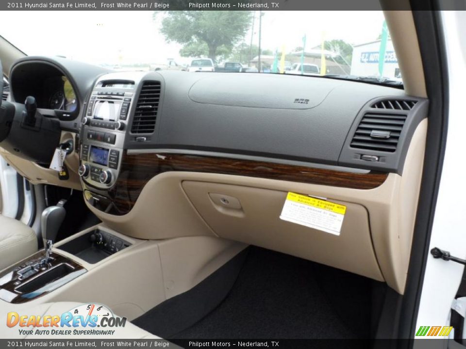2011 Hyundai Santa Fe Limited Frost White Pearl / Beige Photo #18