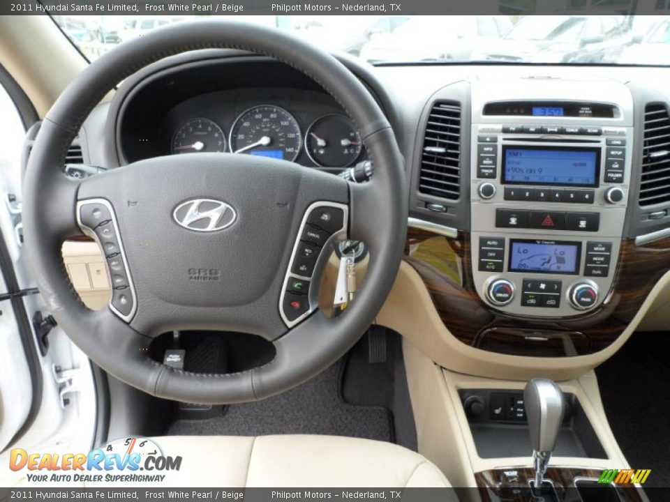 Dashboard of 2011 Hyundai Santa Fe Limited Photo #28