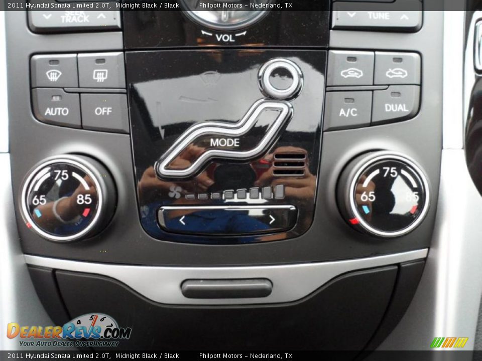 2011 Hyundai Sonata Limited 2.0T Midnight Black / Black Photo #32