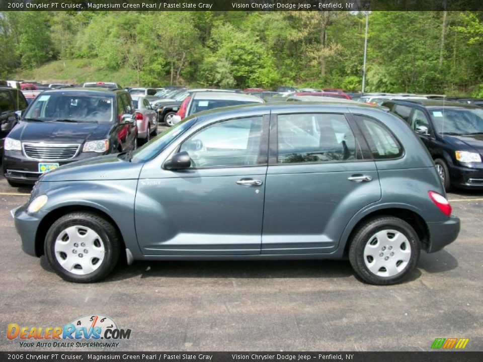 2006 Chrysler PT Cruiser Magnesium Green Pearl / Pastel Slate Gray Photo #14