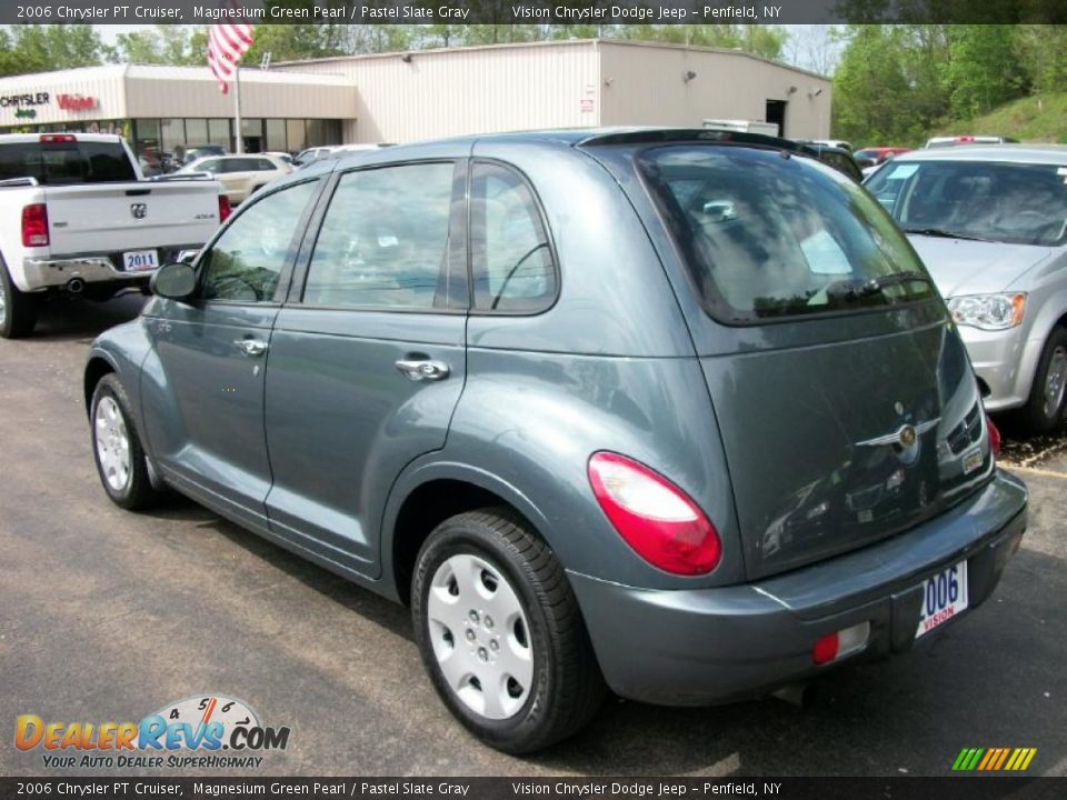 Magnesium Green Pearl 2006 Chrysler PT Cruiser  Photo #15