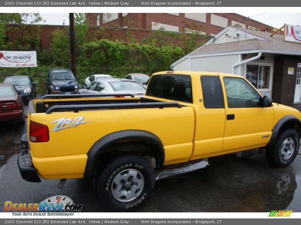 2003 Chevrolet S10 ZR2 Extended Cab 4x4 Yellow / Medium Gray Photo #4