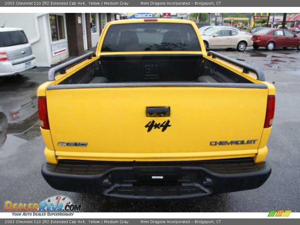 2003 Chevrolet S10 ZR2 Extended Cab 4x4 Yellow / Medium Gray Photo #5