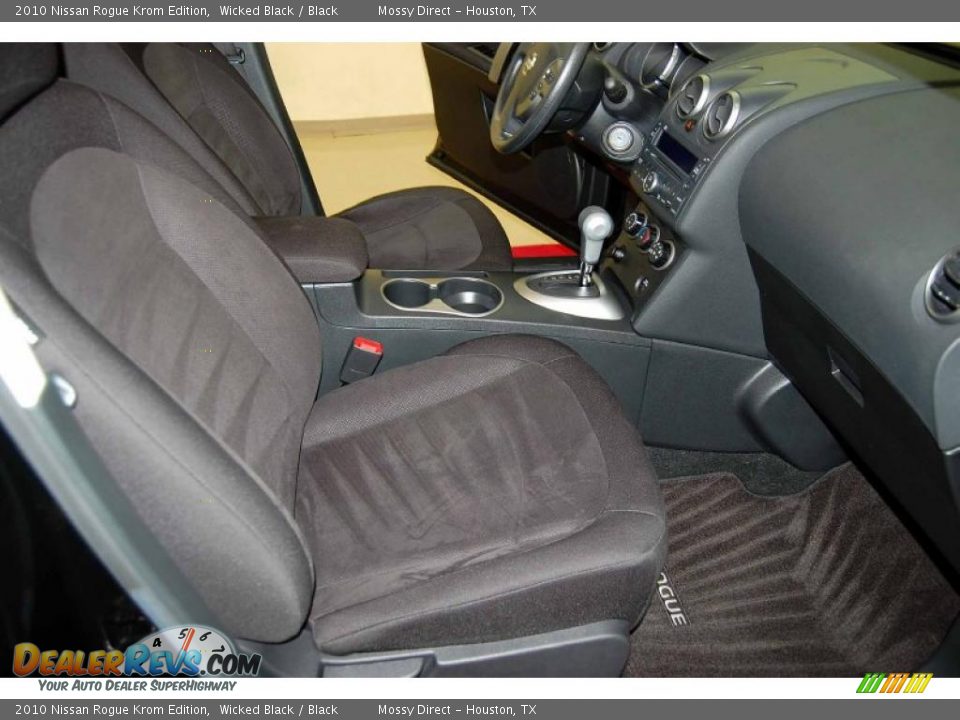 Black Interior - 2010 Nissan Rogue Krom Edition Photo #19