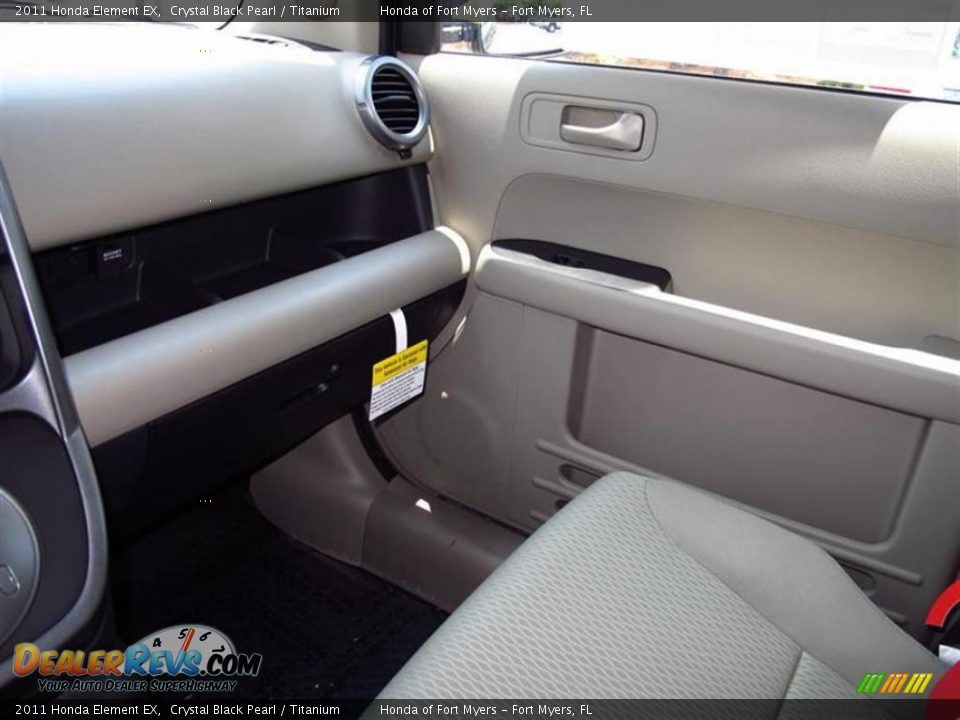2011 Honda Element EX Crystal Black Pearl / Titanium Photo #7