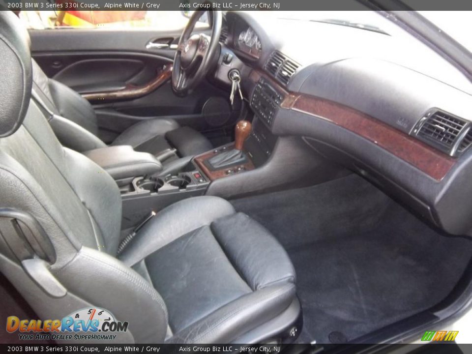Grey Interior - 2003 BMW 3 Series 330i Coupe Photo #17