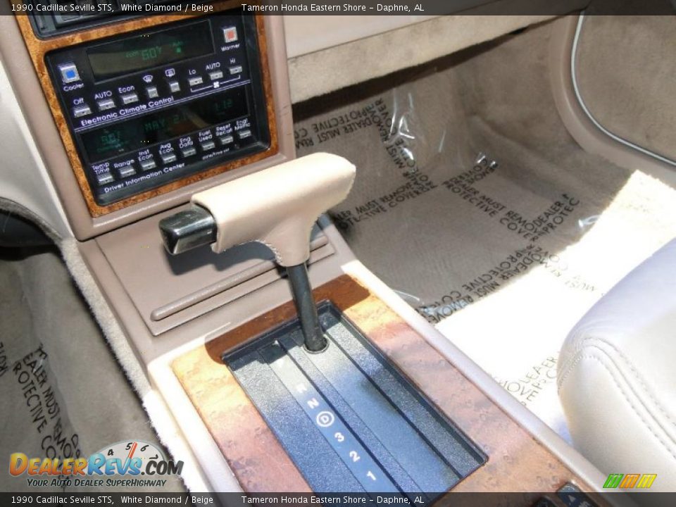 1990 Cadillac Seville STS Shifter Photo #22