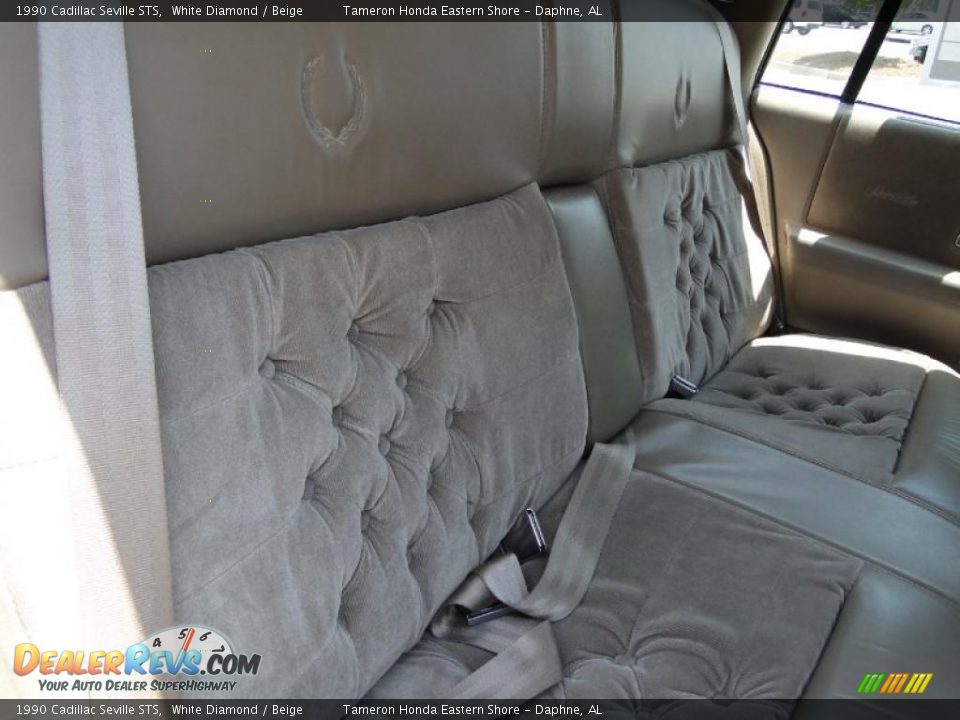 Beige Interior - 1990 Cadillac Seville STS Photo #30