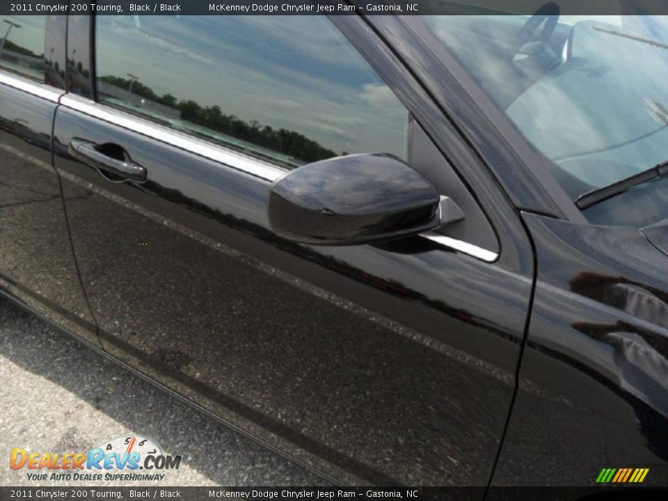 2011 Chrysler 200 Touring Black / Black Photo #21