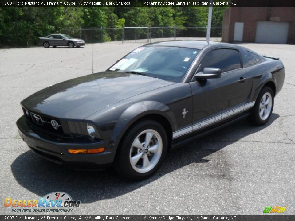2007 Ford Mustang V6 Premium Coupe Alloy Metallic / Dark Charcoal Photo #1
