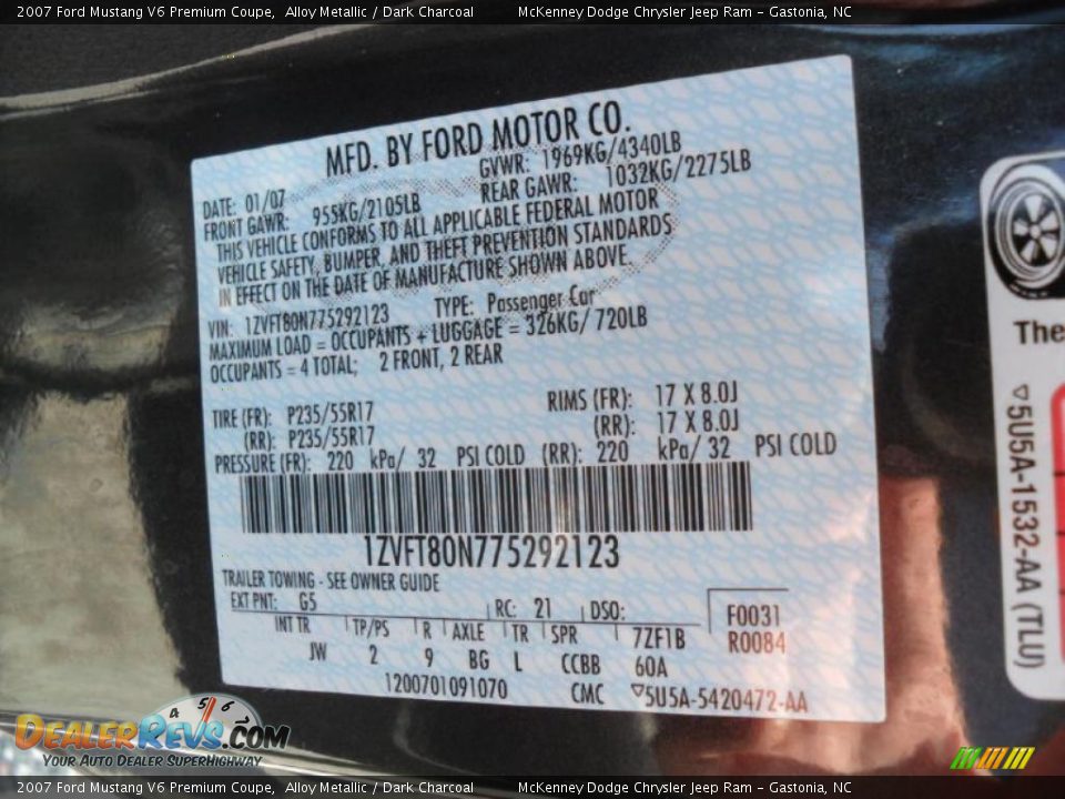 2007 Ford Mustang V6 Premium Coupe Alloy Metallic / Dark Charcoal Photo #6