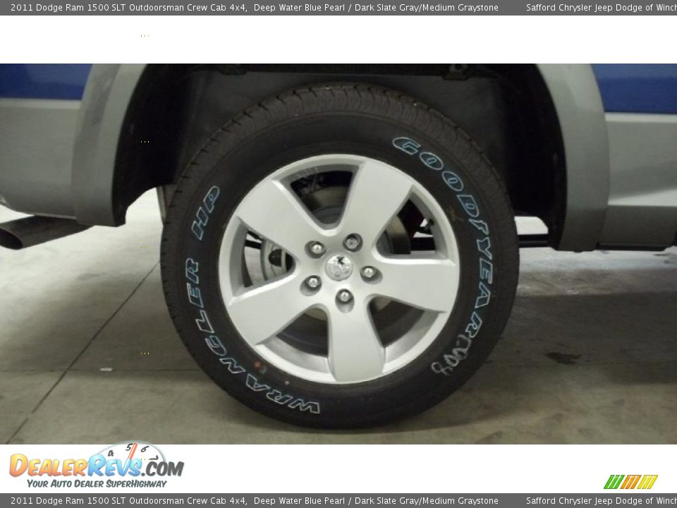 2011 Dodge Ram 1500 SLT Outdoorsman Crew Cab 4x4 Deep Water Blue Pearl / Dark Slate Gray/Medium Graystone Photo #31