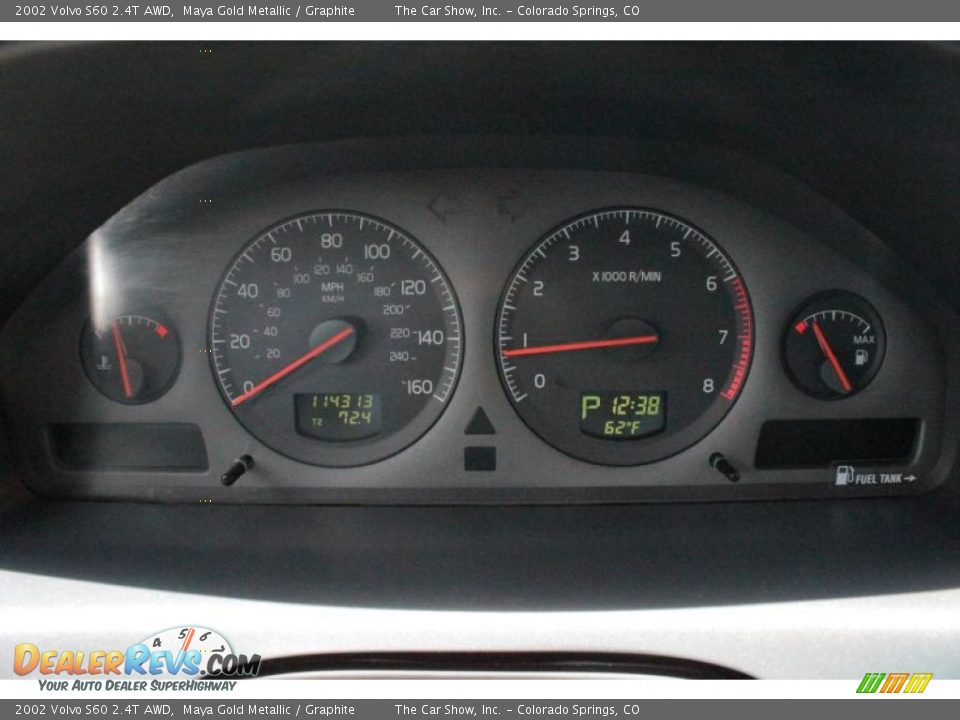 2002 Volvo S60 2.4T AWD Maya Gold Metallic / Graphite Photo #8