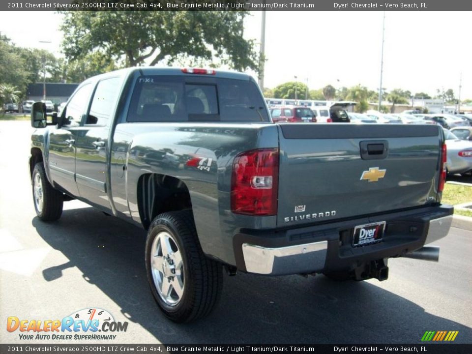 2011 Chevrolet Silverado 2500HD LTZ Crew Cab 4x4 Blue Granite Metallic / Light Titanium/Dark Titanium Photo #4