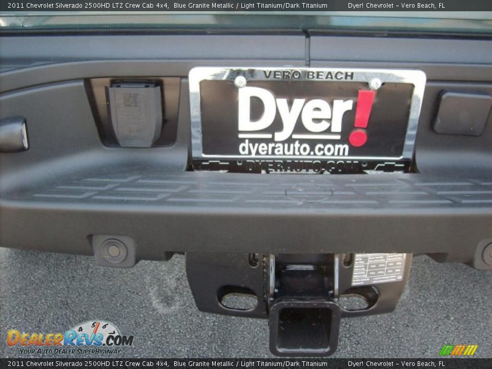 2011 Chevrolet Silverado 2500HD LTZ Crew Cab 4x4 Blue Granite Metallic / Light Titanium/Dark Titanium Photo #8