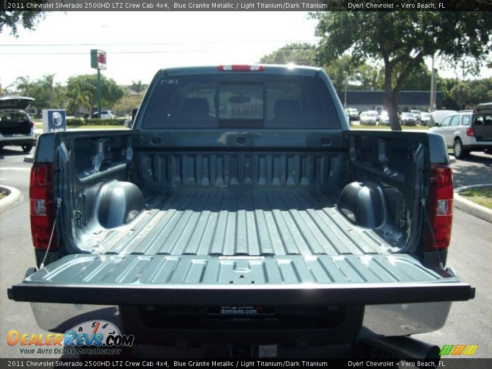 2011 Chevrolet Silverado 2500HD LTZ Crew Cab 4x4 Blue Granite Metallic / Light Titanium/Dark Titanium Photo #10