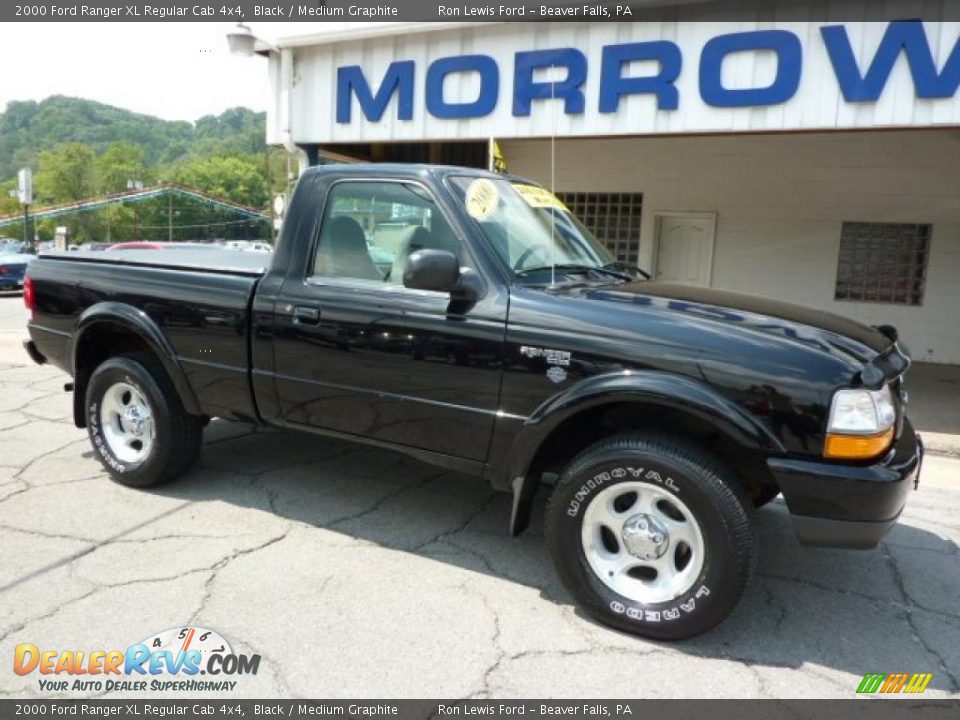 2000 Ford Ranger XL Regular Cab 4x4 Black / Medium Graphite Photo #2