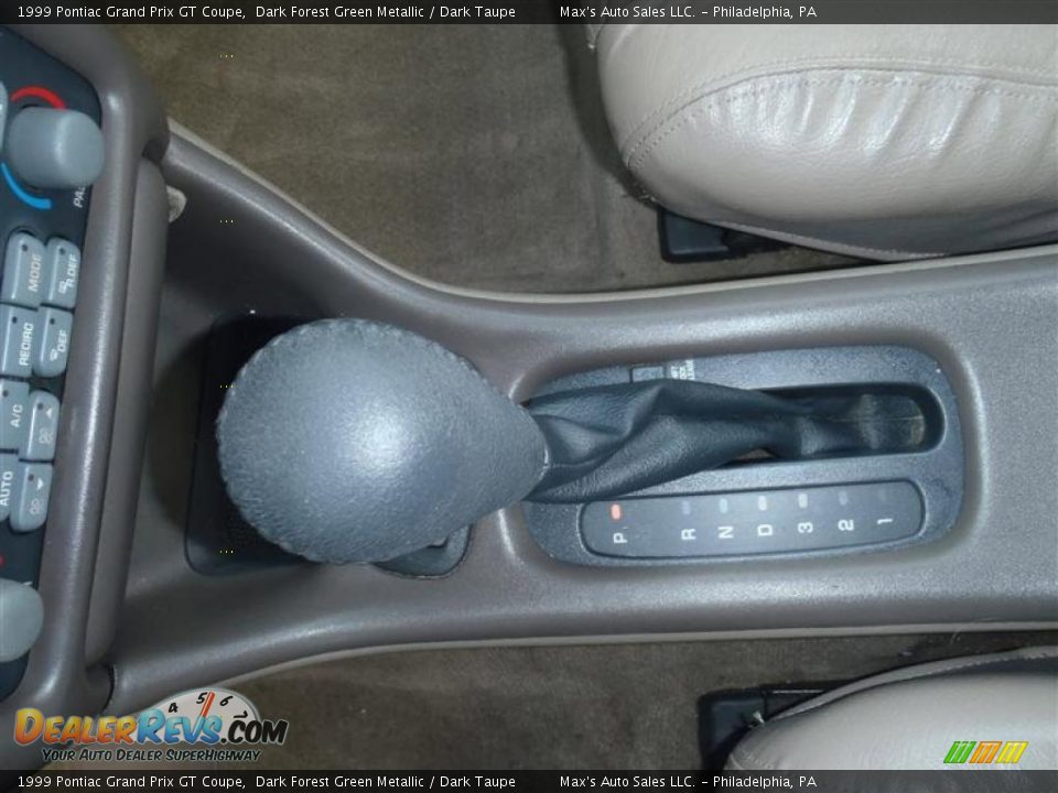 1999 Pontiac Grand Prix GT Coupe Shifter Photo #34