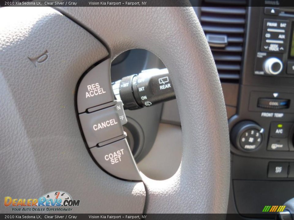 2010 Kia Sedona LX Clear Silver / Gray Photo #9