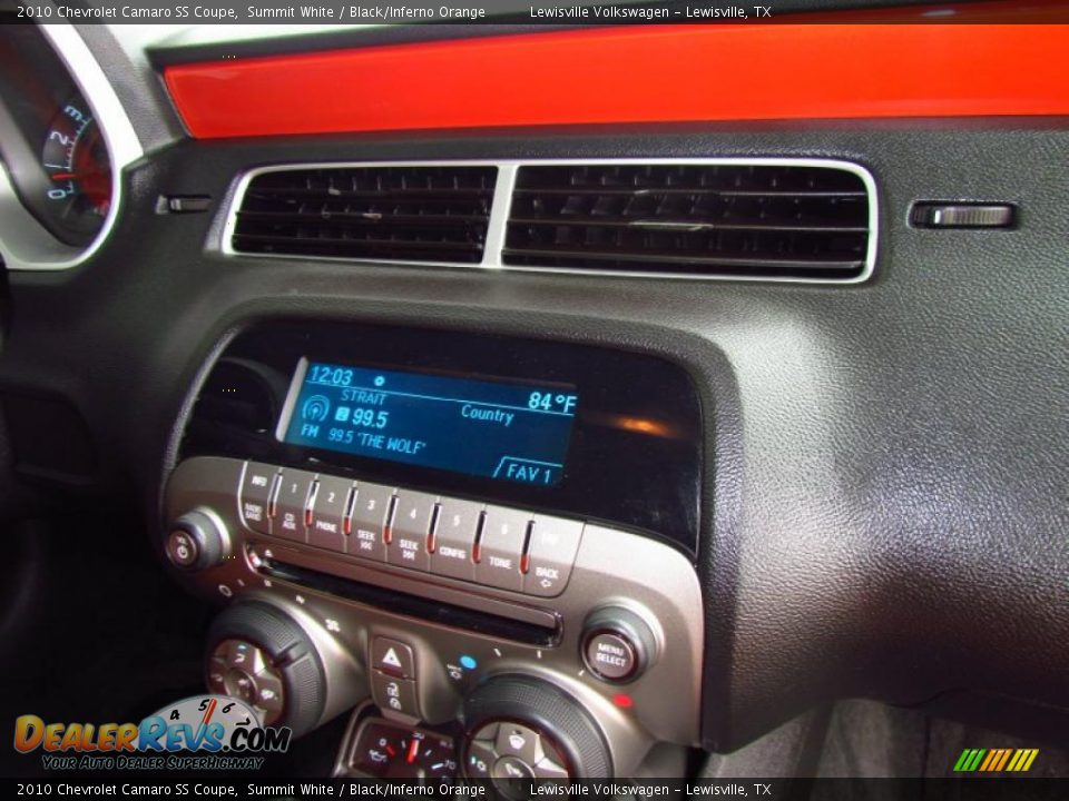 Controls of 2010 Chevrolet Camaro SS Coupe Photo #16