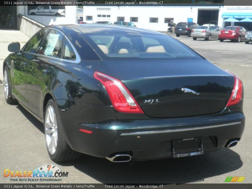 2011 Jaguar XJ XJL Botanical Green Metallic / Ivory/Truffle Photo #6