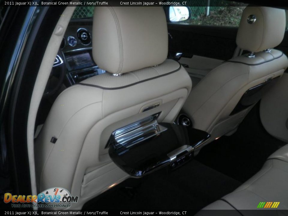 2011 Jaguar XJ XJL Botanical Green Metallic / Ivory/Truffle Photo #11