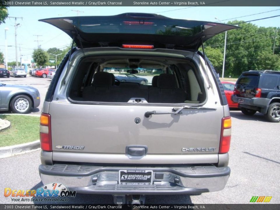 2003 Chevrolet Tahoe LS Sandalwood Metallic / Gray/Dark Charcoal Photo #10