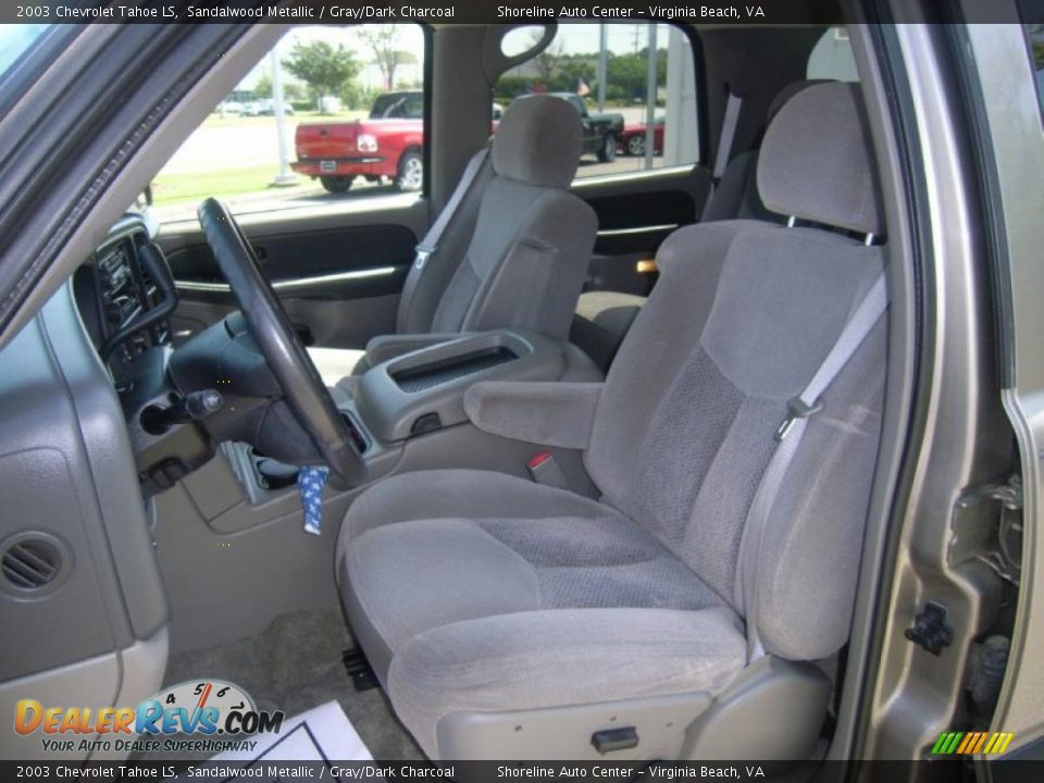 2003 Chevrolet Tahoe LS Sandalwood Metallic / Gray/Dark Charcoal Photo #17