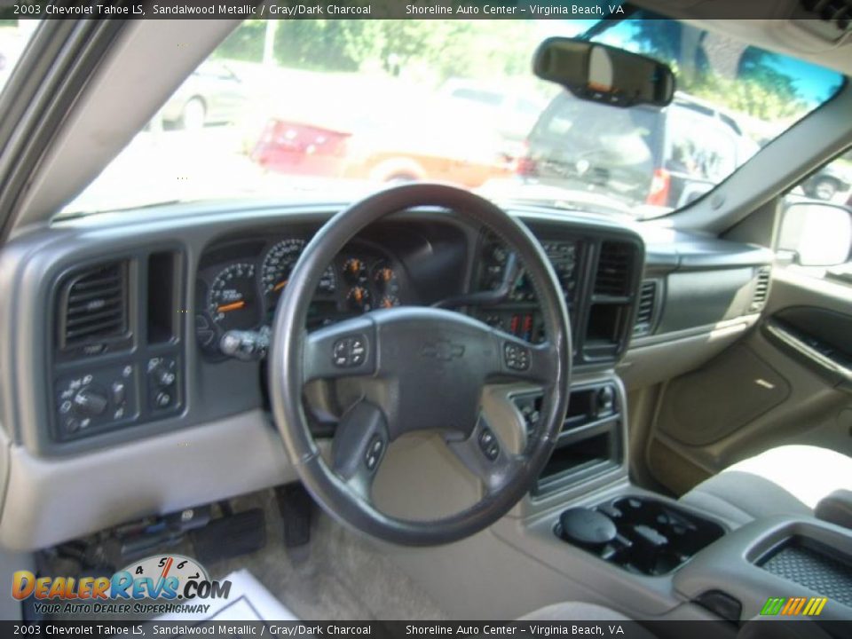 2003 Chevrolet Tahoe LS Sandalwood Metallic / Gray/Dark Charcoal Photo #18