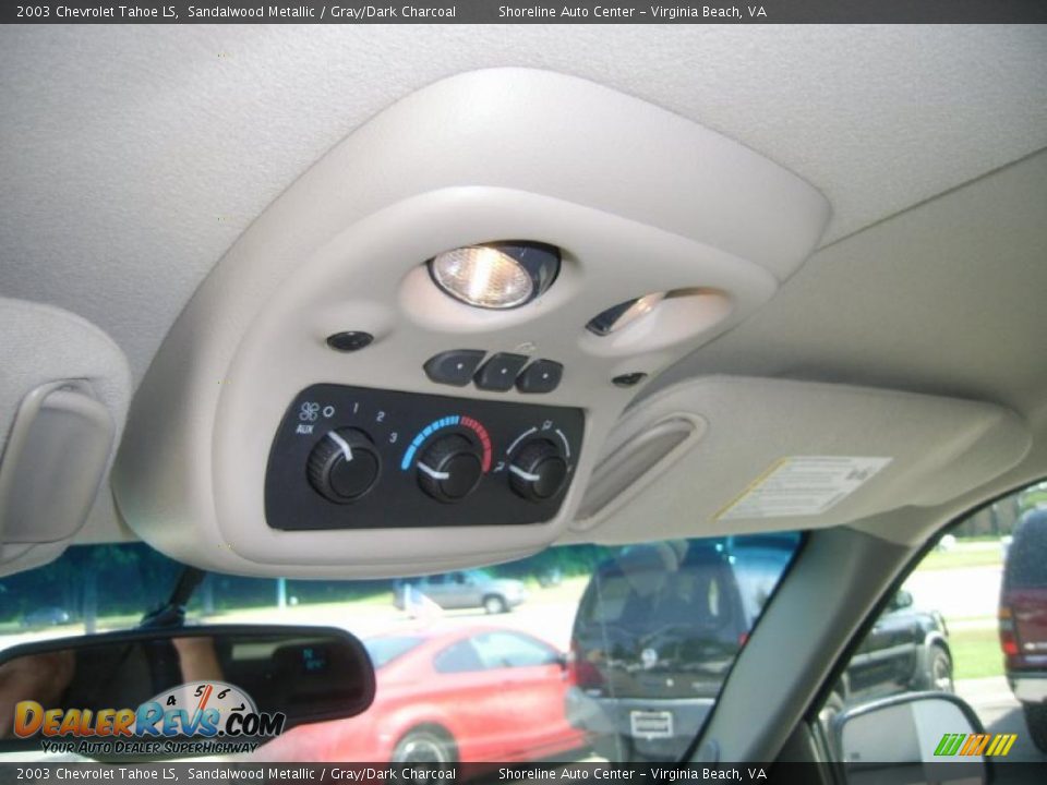 2003 Chevrolet Tahoe LS Sandalwood Metallic / Gray/Dark Charcoal Photo #19