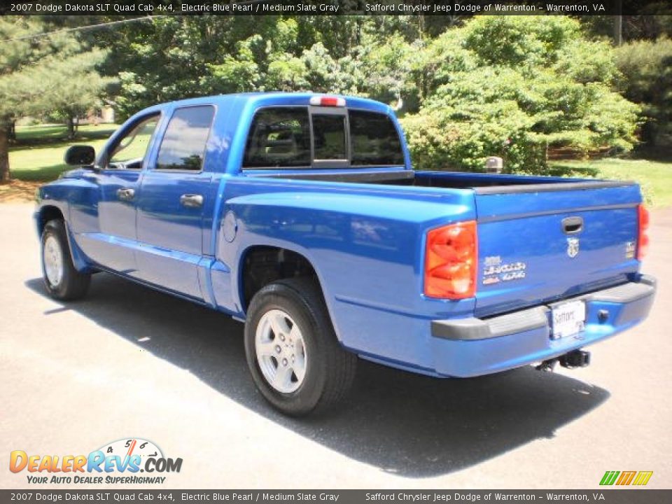 2007 Dodge Dakota SLT Quad Cab 4x4 Electric Blue Pearl / Medium Slate Gray Photo #4