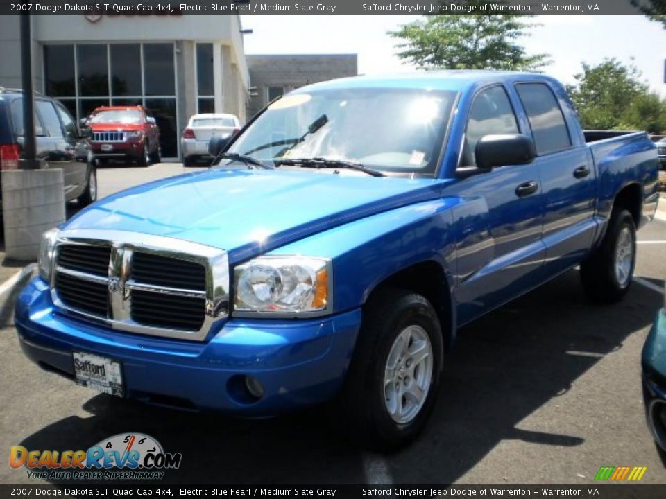2007 Dodge Dakota SLT Quad Cab 4x4 Electric Blue Pearl / Medium Slate Gray Photo #22