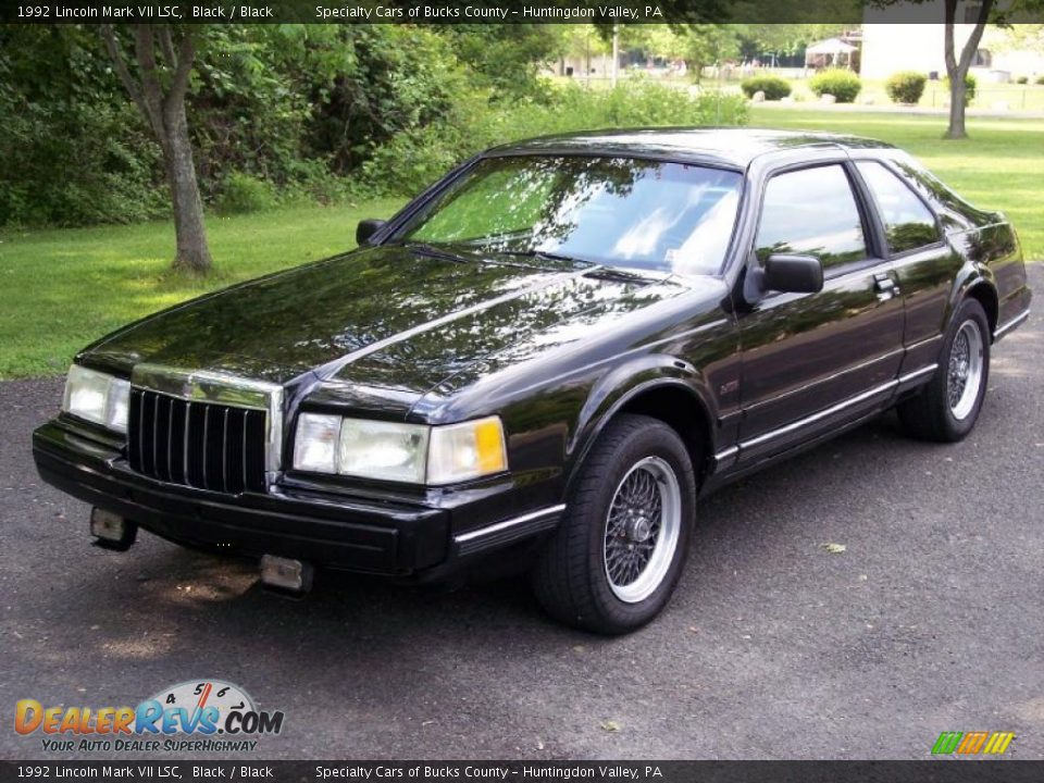 Front 3/4 View of 1992 Lincoln Mark VII LSC Photo #18