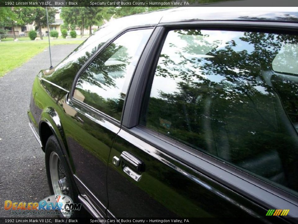 1992 Lincoln Mark VII LSC Black / Black Photo #28