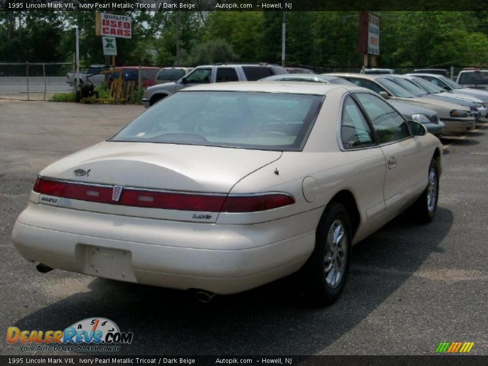1995 Lincoln Mark VIII Ivory Pearl Metallic Tricoat / Dark Beige Photo #5