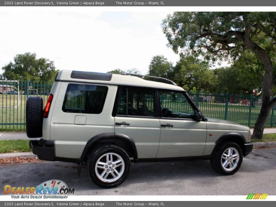 2003 Land Rover Discovery S Vienna Green / Alpaca Beige Photo #8