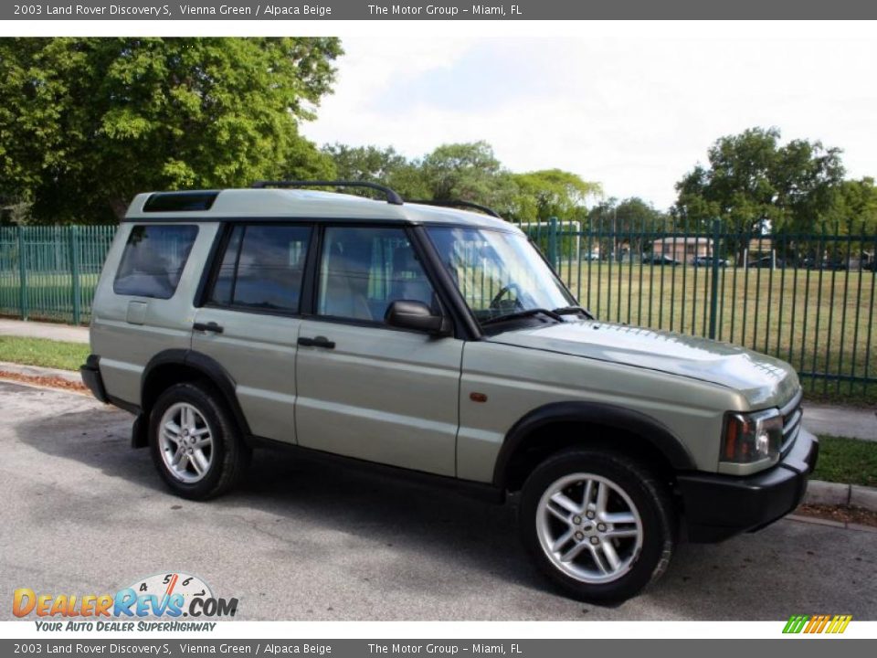 2003 Land Rover Discovery S Vienna Green / Alpaca Beige Photo #10