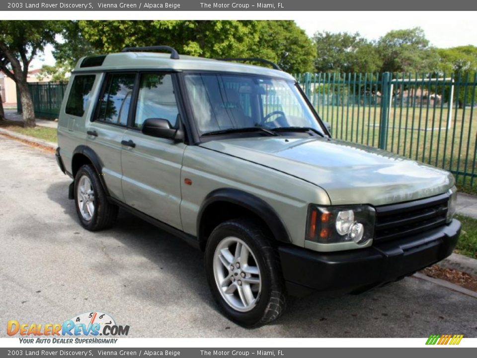 2003 Land Rover Discovery S Vienna Green / Alpaca Beige Photo #12