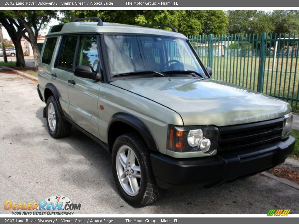 2003 Land Rover Discovery S Vienna Green / Alpaca Beige Photo #13