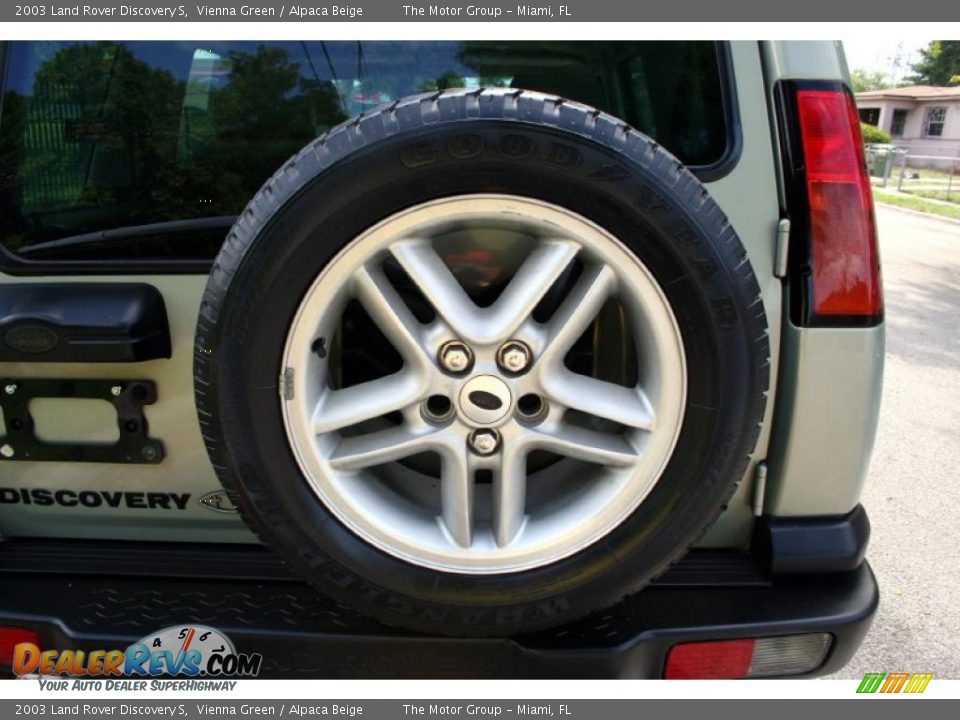 2003 Land Rover Discovery S Wheel Photo #17