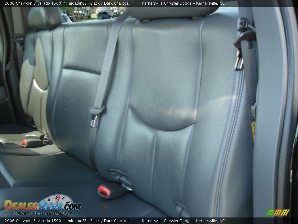Dark Charcoal Interior - 2006 Chevrolet Silverado 1500 Intimidator SS Photo #11