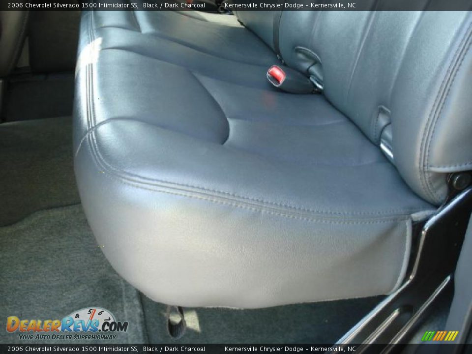 Dark Charcoal Interior - 2006 Chevrolet Silverado 1500 Intimidator SS Photo #12