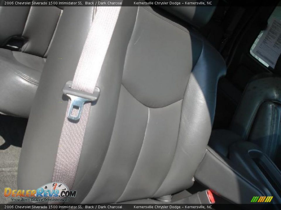 2006 Chevrolet Silverado 1500 Intimidator SS Black / Dark Charcoal Photo #18