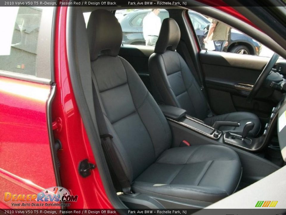 R Design Off Black Interior - 2010 Volvo V50 T5 R-Design Photo #28