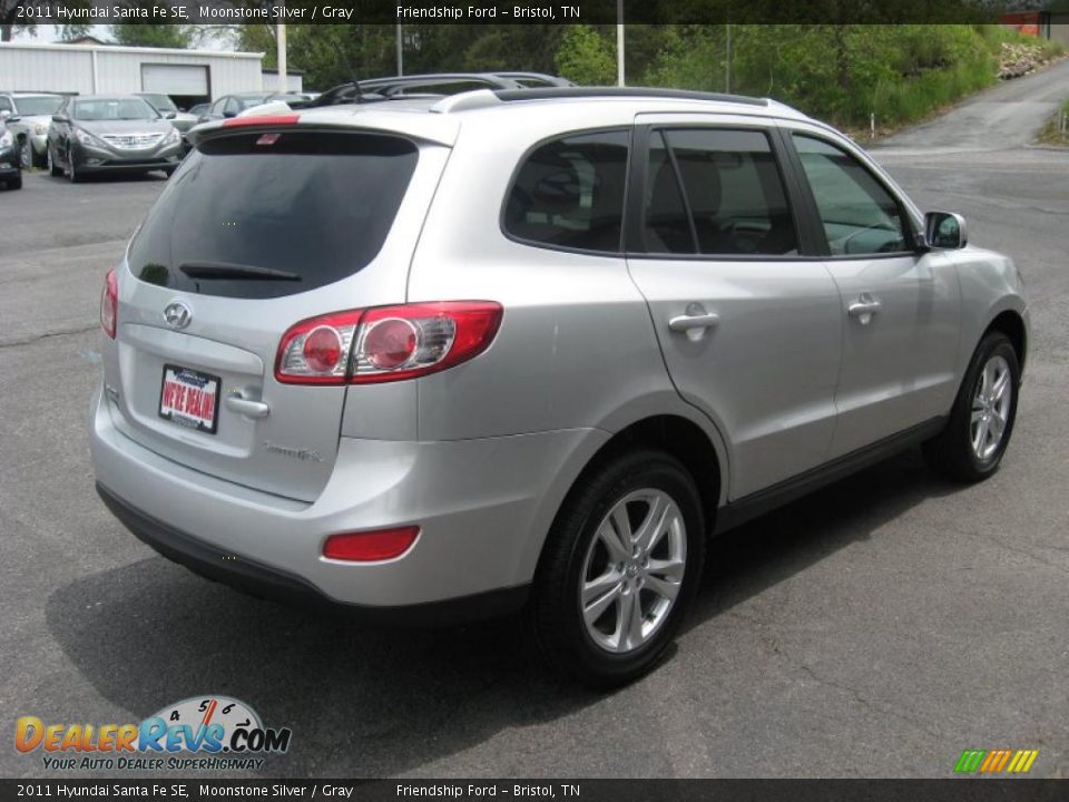 2011 Hyundai Santa Fe SE Moonstone Silver / Gray Photo #6