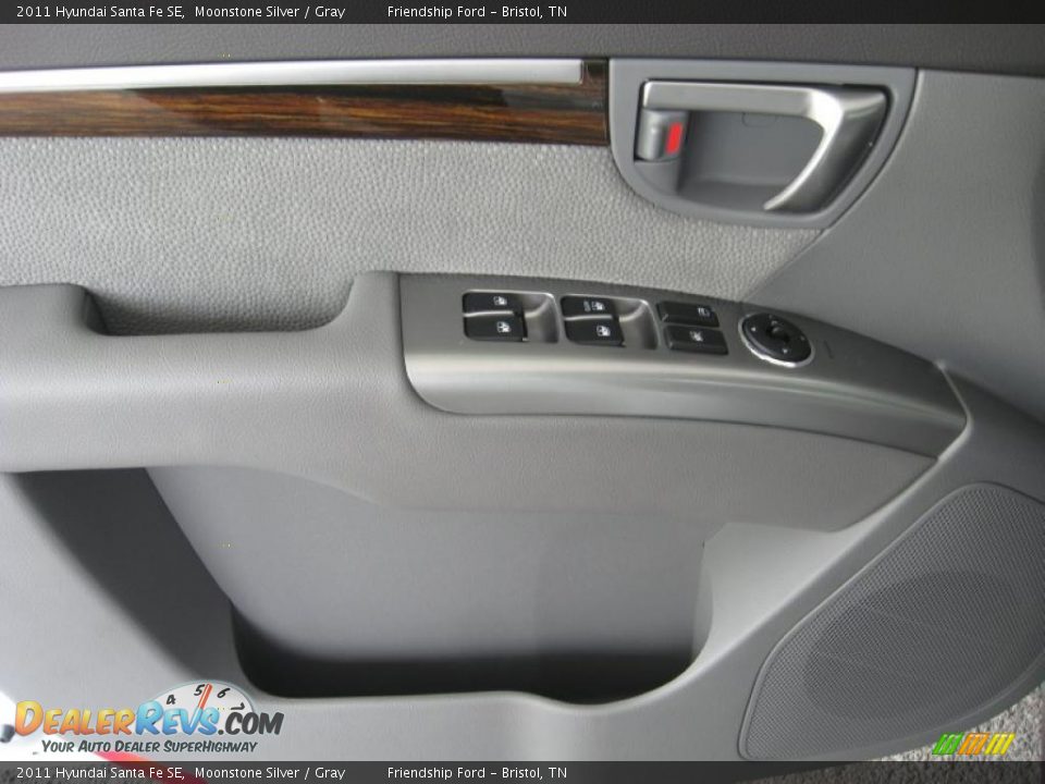 2011 Hyundai Santa Fe SE Moonstone Silver / Gray Photo #15